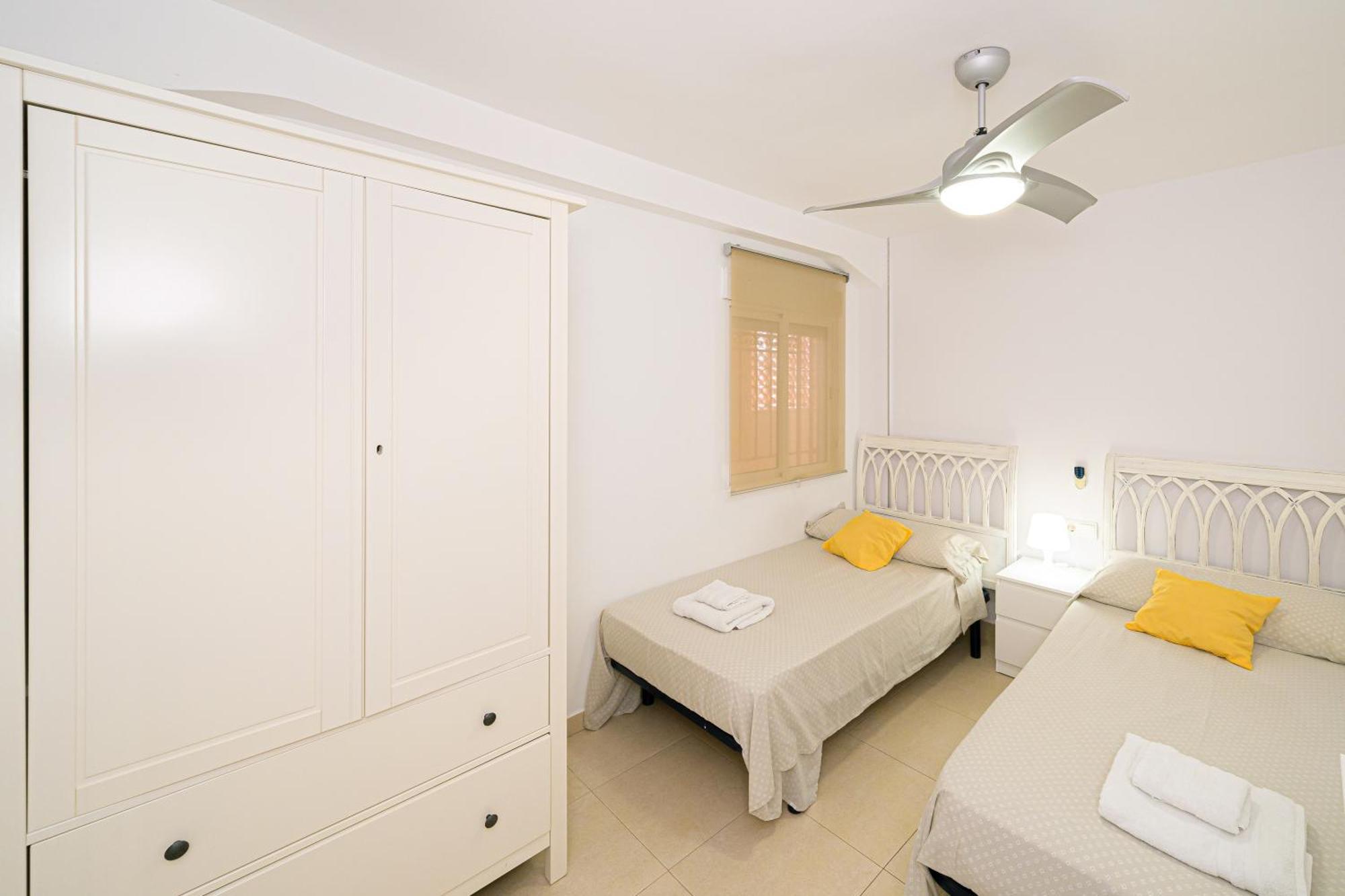 Apartamento Avenida Madrid Benidorm Esterno foto