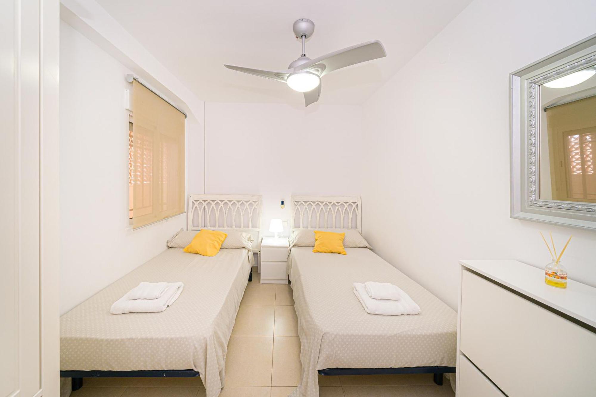 Apartamento Avenida Madrid Benidorm Esterno foto